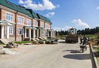Облицовка плиткой тамбура и лестничных площадок